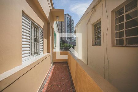 Casa para alugar com 30m², 1 quarto e sem vaga Casa para alugar com 30m², 1 quarto e sem vagaHall de Entrada