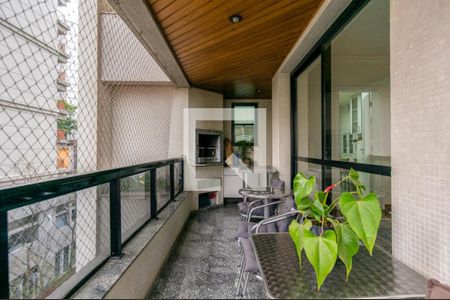 Apartamento à venda com 200m², 4 quartos e 3 vagas