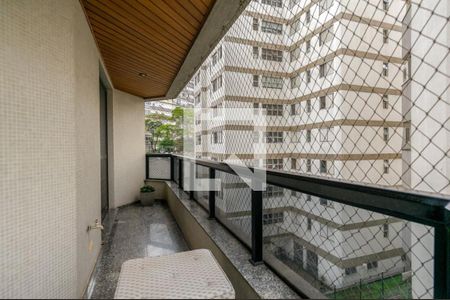 Apartamento à venda com 200m², 4 quartos e 3 vagas