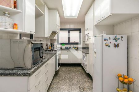 Apartamento à venda com 200m², 4 quartos e 3 vagas