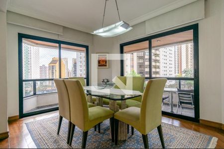 Apartamento à venda com 200m², 4 quartos e 3 vagas