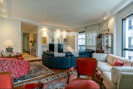 Apartamento à venda com 200m², 4 quartos e 3 vagas