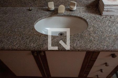 Apartamento à venda com 450m², 5 quartos e 4 vagasBANHEIRO DA SUITE 3