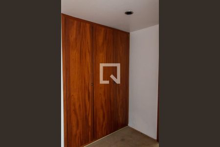 Apartamento à venda com 450m², 5 quartos e 4 vagasCLOSET