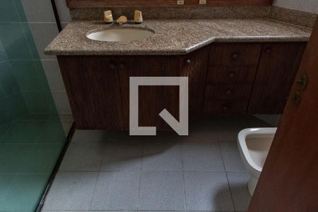 Apartamento à venda com 450m², 5 quartos e 4 vagasBANHEIRO DA SUITE 1