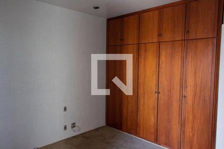 Apartamento à venda com 450m², 5 quartos e 4 vagasSUITE 2