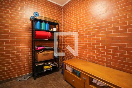 Casa à venda com 253m², 4 quartos e 3 vagas Casa à venda com 253m², 4 quartos e 3 vagasÁrea de Serviço