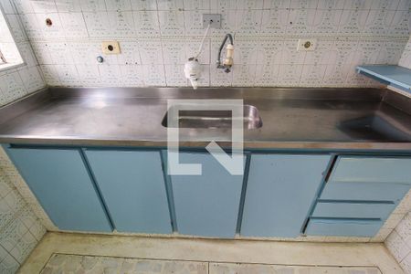 Casa à venda com 253m², 4 quartos e 3 vagas Casa à venda com 253m², 4 quartos e 3 vagasCozinha