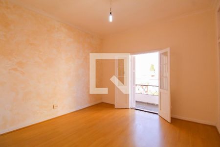 Casa à venda com 253m², 4 quartos e 3 vagas Casa à venda com 253m², 4 quartos e 3 vagasQuarto 2