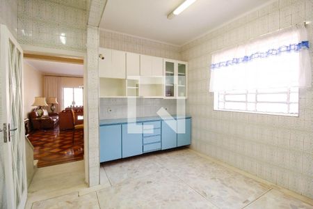 Casa à venda com 253m², 4 quartos e 3 vagas Casa à venda com 253m², 4 quartos e 3 vagasCozinha