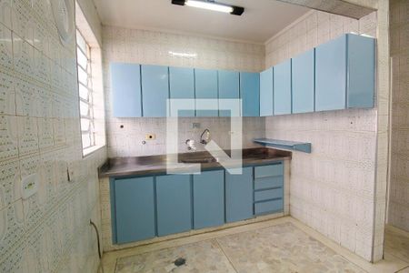 Casa à venda com 253m², 4 quartos e 3 vagas Casa à venda com 253m², 4 quartos e 3 vagasCozinha