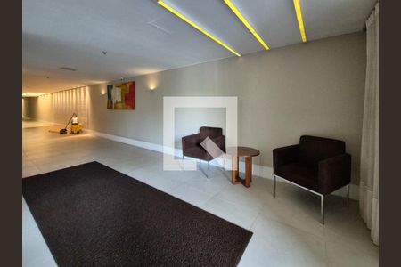 Apartamento à venda com 84m², 3 quartos e 1 vaga Apartamento à venda com 84m², 3 quartos e 1 vagaHall de entrada
