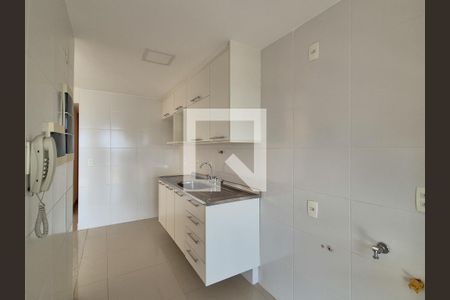 Apartamento à venda com 84m², 3 quartos e 1 vaga Apartamento à venda com 84m², 3 quartos e 1 vagaCozinha