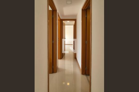 Apartamento à venda com 84m², 3 quartos e 1 vaga Apartamento à venda com 84m², 3 quartos e 1 vagaCorredor