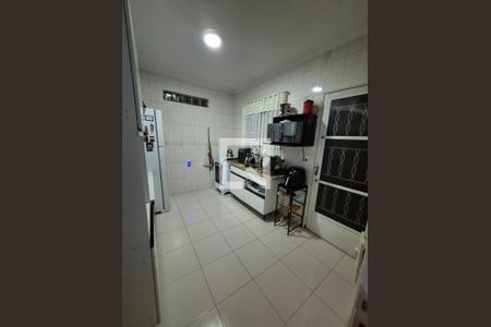 Casa à venda com 140m², 4 quartos e 2 vagasFoto 13