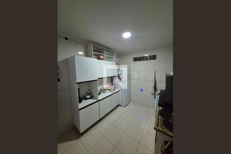 Casa à venda com 140m², 4 quartos e 2 vagasFoto 17
