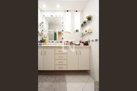 Apartamento à venda com 163m², 3 quartos e 2 vagasBanheiro da Suíte