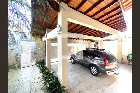 Casa à venda com 350m², 4 quartos e 3 vagasGaragem