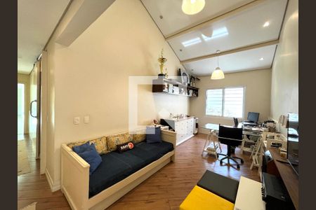 Casa à venda com 350m², 4 quartos e 3 vagasEscritório