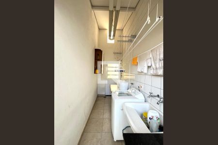Casa à venda com 350m², 4 quartos e 3 vagasÁrea de Serviço