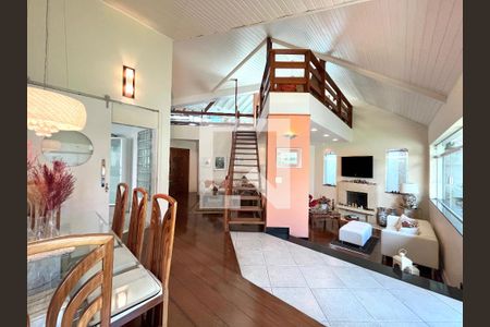 Sala de Estar de casa à venda com 4 quartos, 350m² em Vila Nova Caledônia, São Paulo