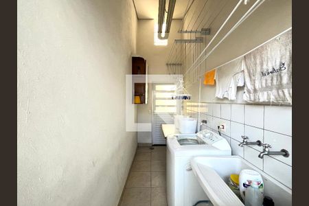 Casa à venda com 350m², 4 quartos e 3 vagasÁrea de Serviço