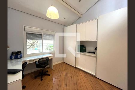 Casa à venda com 350m², 4 quartos e 3 vagasSuite 3