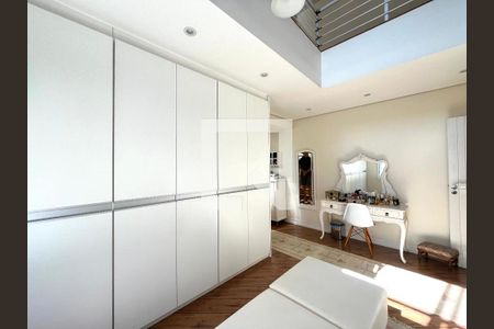 Casa à venda com 350m², 4 quartos e 3 vagasCloset da suíte 1