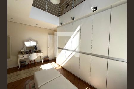 Casa à venda com 350m², 4 quartos e 3 vagasCloset da suíte 1