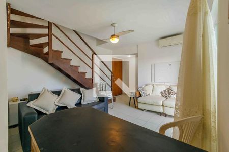 Sala de apartamento para alugar com 2 quartos, 73m² em Recreio dos Bandeirantes, Rio de Janeiro