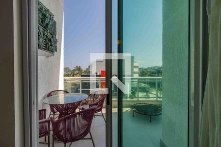Apartamento à venda com 73m², 2 quartos e 1 vaga Apartamento à venda com 73m², 2 quartos e 1 vagaVaranda