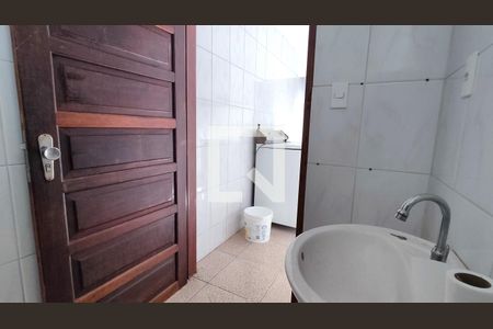 Casa à venda com 415m², 3 quartos e 5 vagas Casa à venda com 415m², 3 quartos e 5 vagasBanheiro