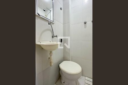 Apartamento à venda com 120m², 3 quartos e sem vaga Apartamento à venda com 120m², 3 quartos e sem vagaBanheiro de serviço