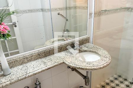 Apartamento à venda com 120m², 3 quartos e sem vaga Apartamento à venda com 120m², 3 quartos e sem vagaSuíte