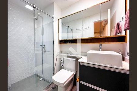 Apartamento à venda com 68m², 2 quartos e 1 vagaBanheiro Suíte