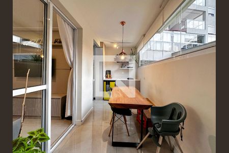 Apartamento à venda com 68m², 2 quartos e 1 vagaVaranda