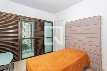 Apartamento à venda com 246m², 4 quartos e 4 vagas