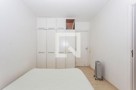 Apartamento à venda com 246m², 4 quartos e 4 vagas