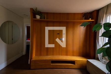 Sala de apartamento para alugar com 2 quartos, 77m² em Jardim Independência, São Paulo