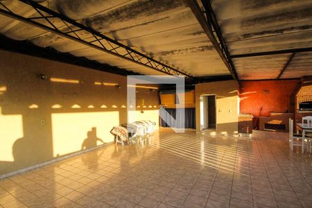 Casa à venda com 89m², 4 quartos e 1 vaga Casa à venda com 89m², 4 quartos e 1 vagaTerraço