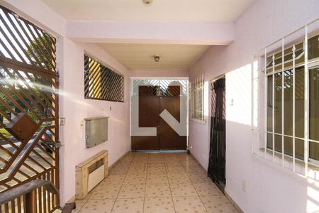 Casa à venda com 89m², 4 quartos e 1 vaga Casa à venda com 89m², 4 quartos e 1 vagaGaragem e Área de Serviço