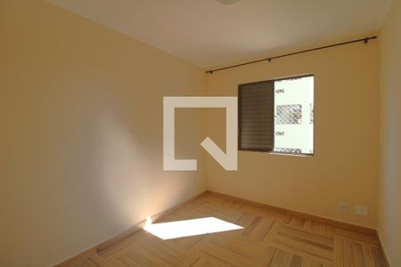 Quarto 1 de apartamento para alugar com 3 quartos, 66m² em Parque Alves de Lima, São Paulo