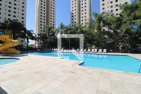 Apartamento para alugar com 66m², 3 quartos e 1 vagaPiscina