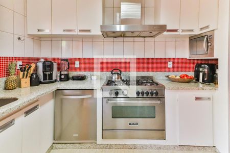 Casa à venda com 347m², 4 quartos e 6 vagasCopa Cozinha