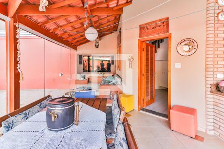 Casa à venda com 347m², 4 quartos e 6 vagasÁrea Gourmet