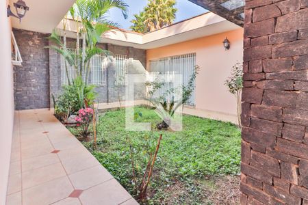 Casa à venda com 347m², 4 quartos e 6 vagasJardim