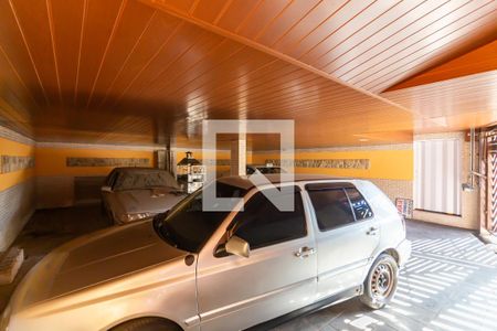 Casa à venda com 400m², 4 quartos e 5 vagas Casa à venda com 400m², 4 quartos e 5 vagasGaragem