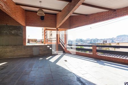 Casa à venda com 400m², 4 quartos e 5 vagas Casa à venda com 400m², 4 quartos e 5 vagasCobertura