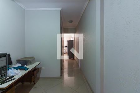 Casa à venda com 400m², 4 quartos e 5 vagas Casa à venda com 400m², 4 quartos e 5 vagasCorredor