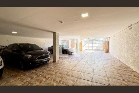 Apartamento à venda com 94m², 2 quartos e 1 vaga Apartamento à venda com 94m², 2 quartos e 1 vagaGaragem